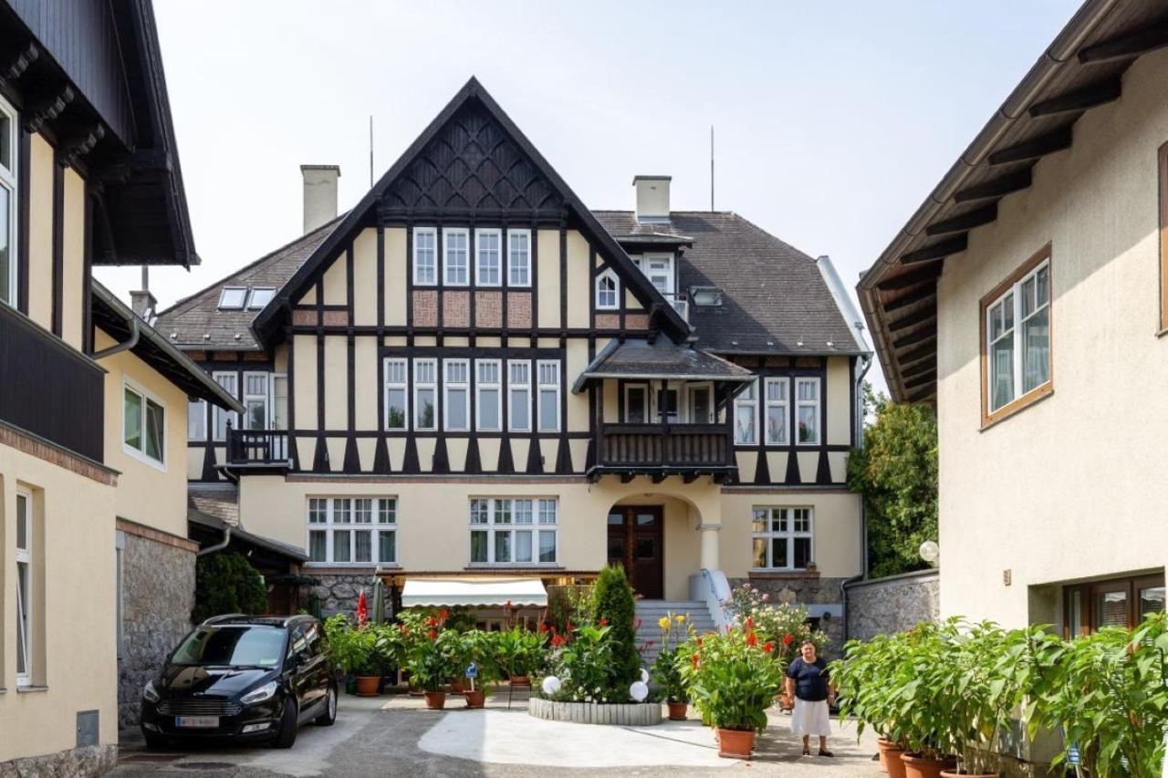 Апартаменты Haus Zu Den Zwei Eichen Перхтольдсдорф Экстерьер фото
